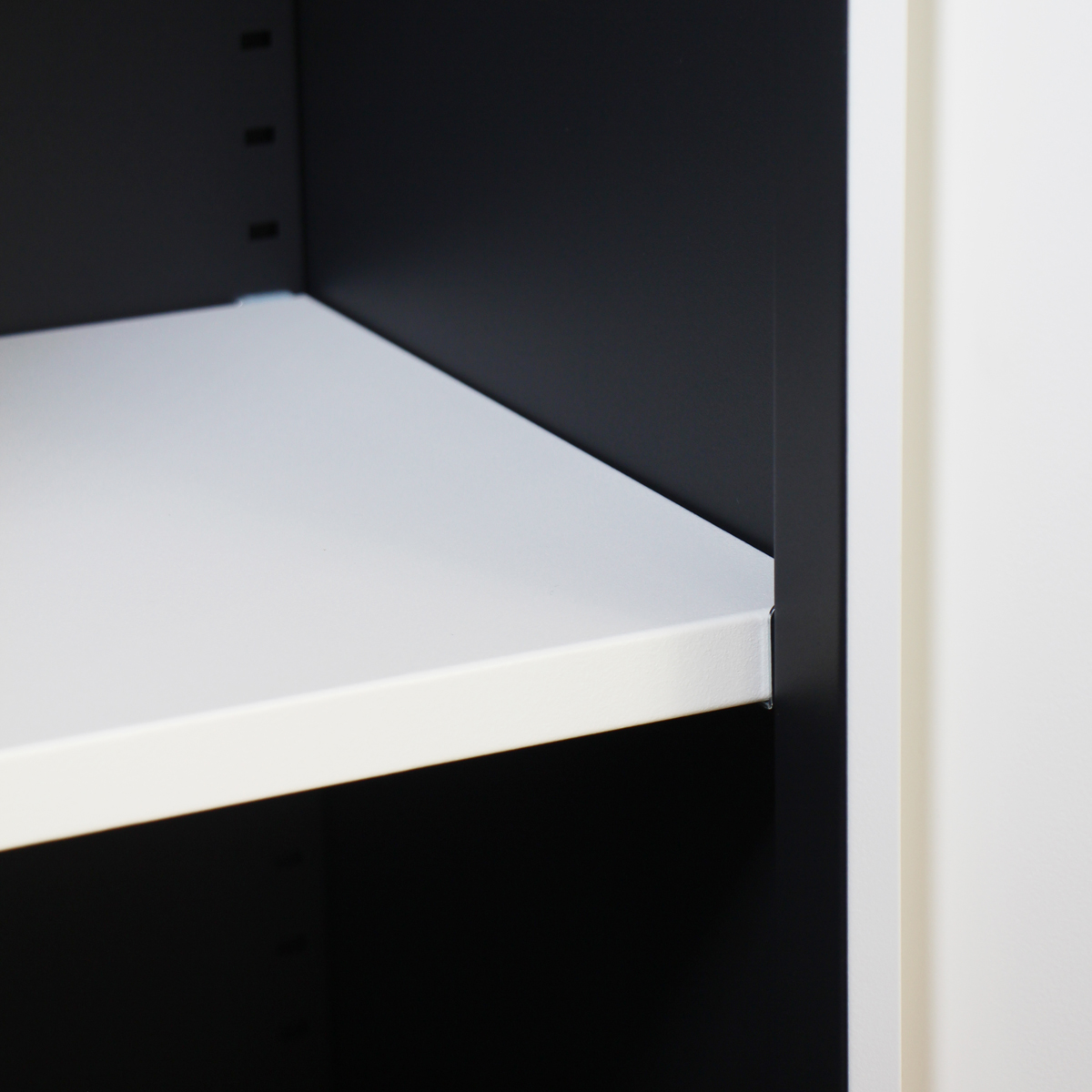 movable shelf